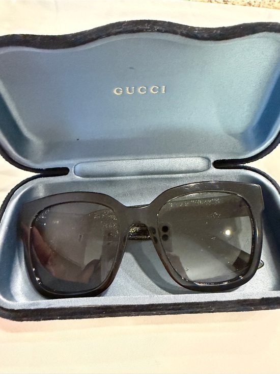Gucci Accessories - Gucci Black Oversized Square Women's Sunglasses